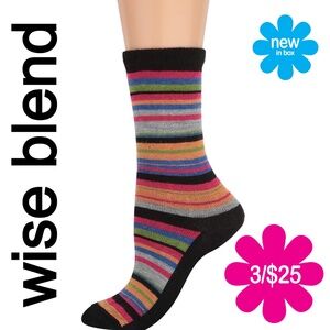 🌸3/$25 Merino wool blend multi-coloured socks | Size: fits 6-9